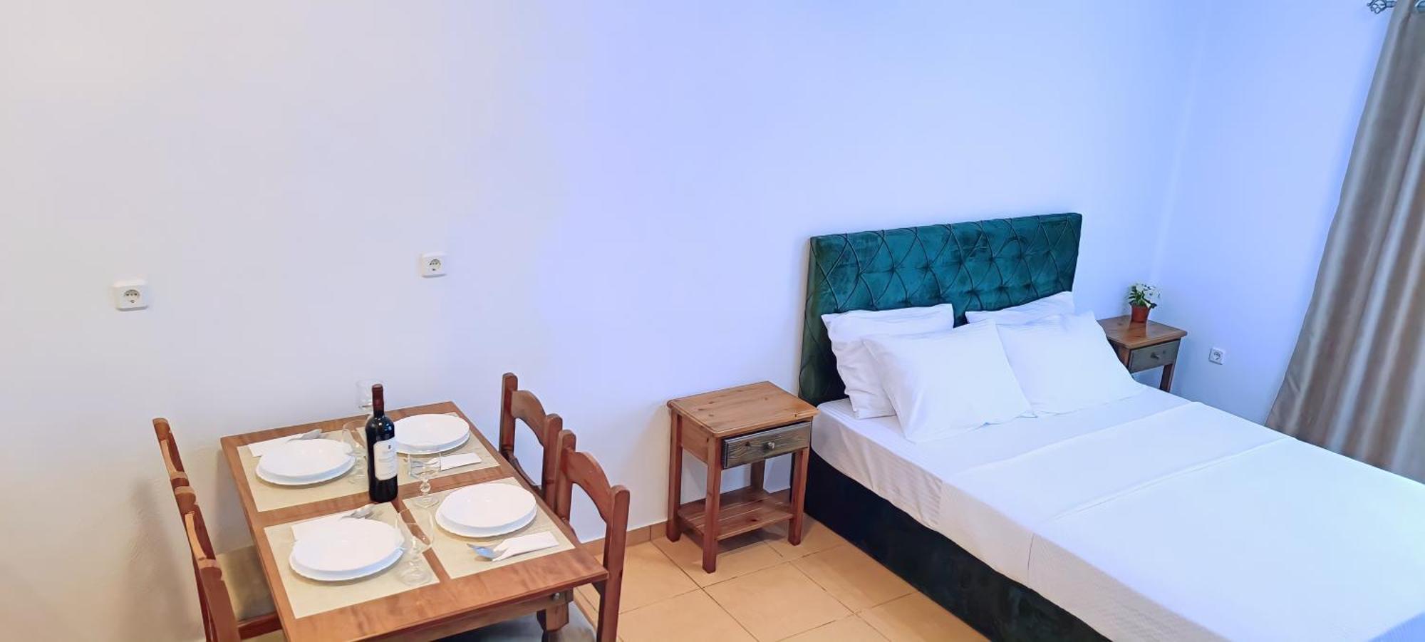 A & A Apartment Skiathos Town